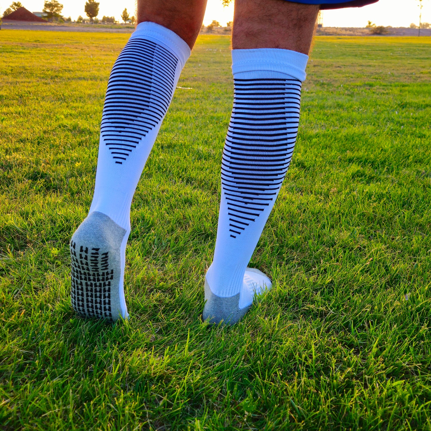 SccerUp Long Grip Socks